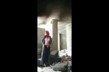 Ukhti Hijab Merah Cantik Pasrah Goyang Kasur